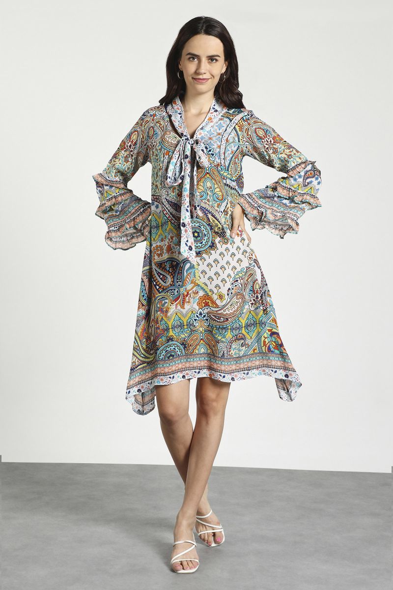 Multicolour short dress with paisley print