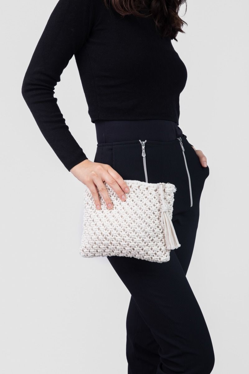 White Cord Knit Hand Clutch